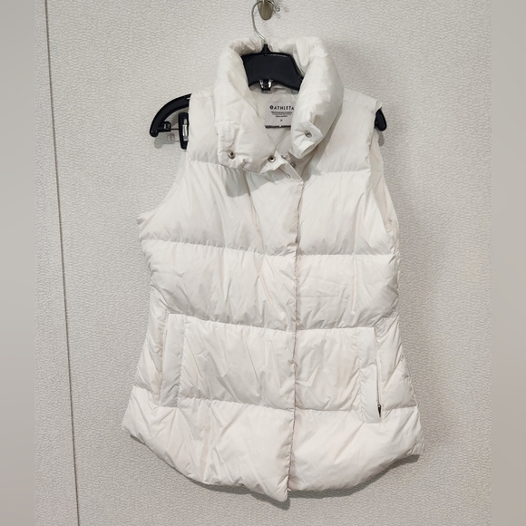 Athleta Downtown Puffer Vest Medium - Picture 1 of 10